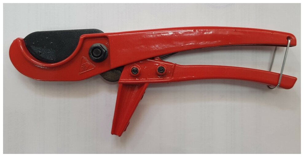 Ножницы для металлопластиковых и PPR труб 16-32 мм. ViEiR арт. VER816