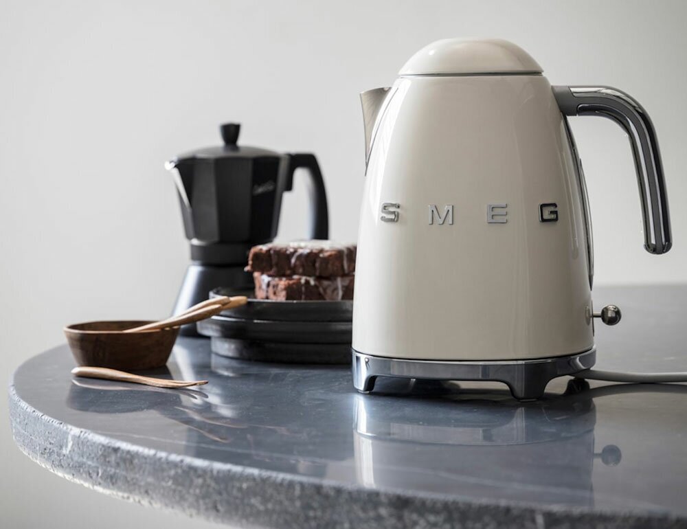 Чайник электрический Smeg 1.7 л черный - фото №13