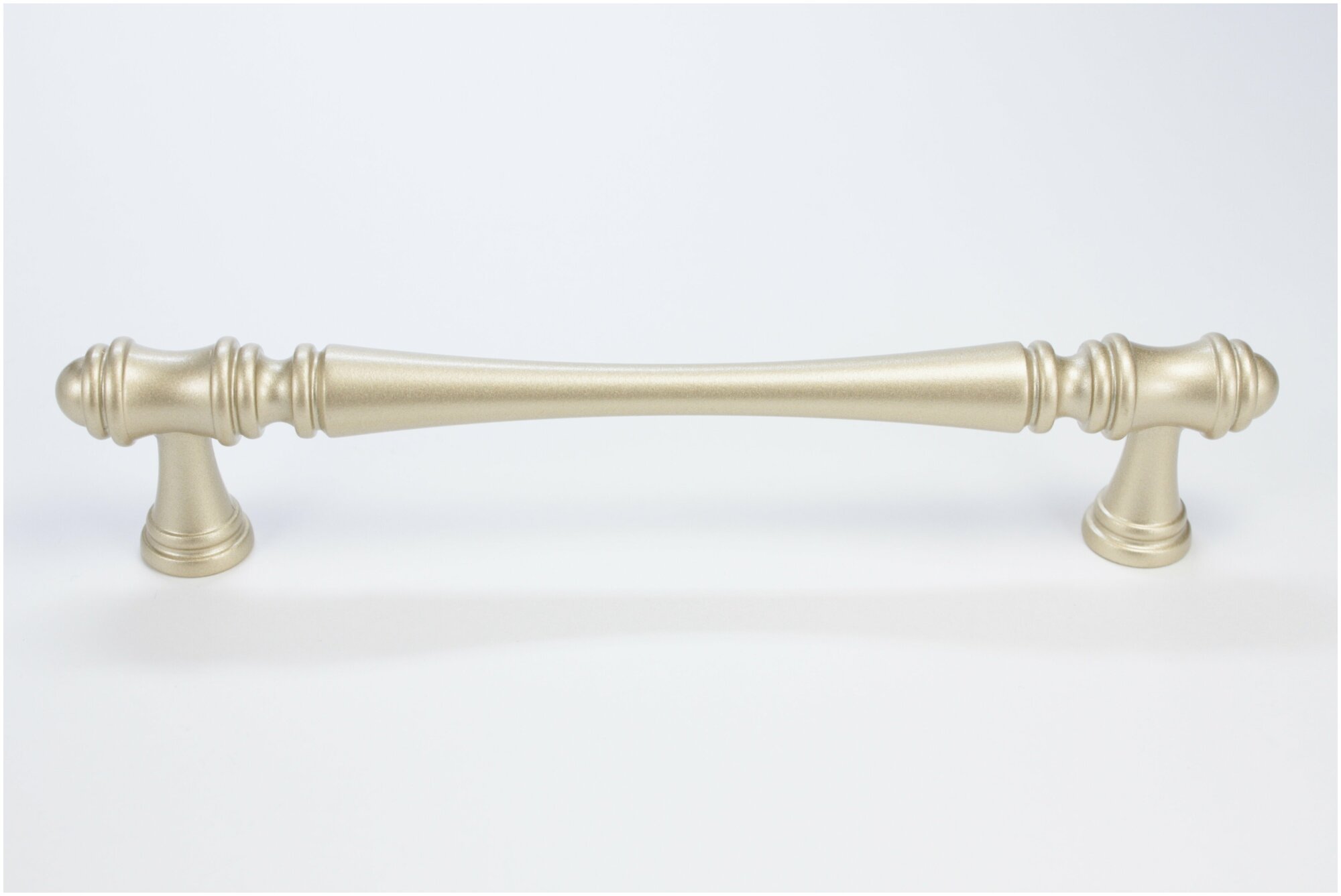 Ручка мебельная скоба Белладжио 128 мм ROBERTO MARELLA шампань - фотография № 2