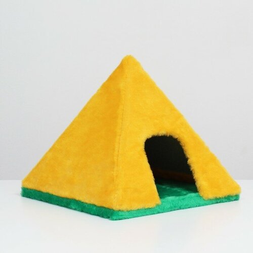 Домик для кошек Пирамидка, 40 х 40 х 38 см