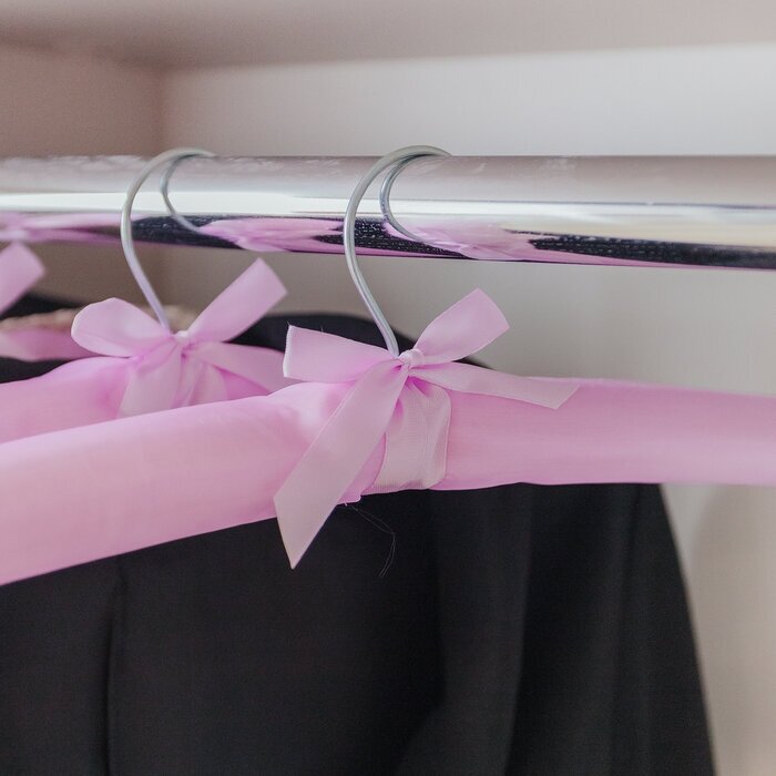Вешалка-плечики для одежды мягкая «Атлас», размер 44-48, цвет сиреневый - фотография № 5