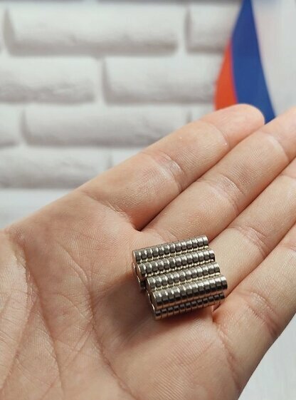 Неодимовый магнит диск 5х2 мм. 50 штук — фото 1