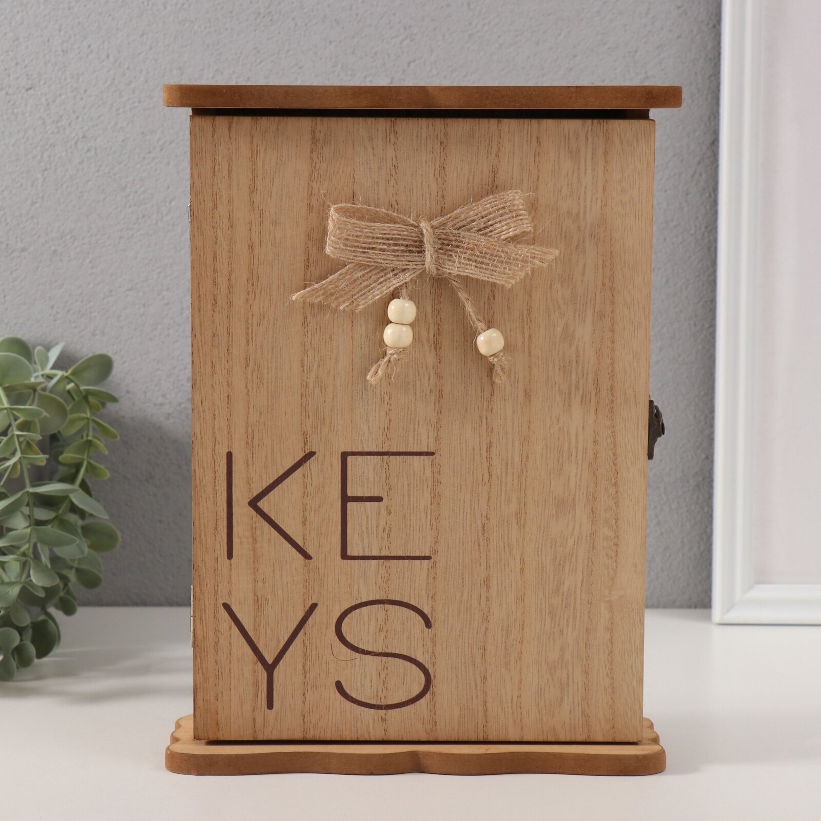 Ключница настенная «KEYS с сердечком и бантом» дерево 3×19×25.6 см