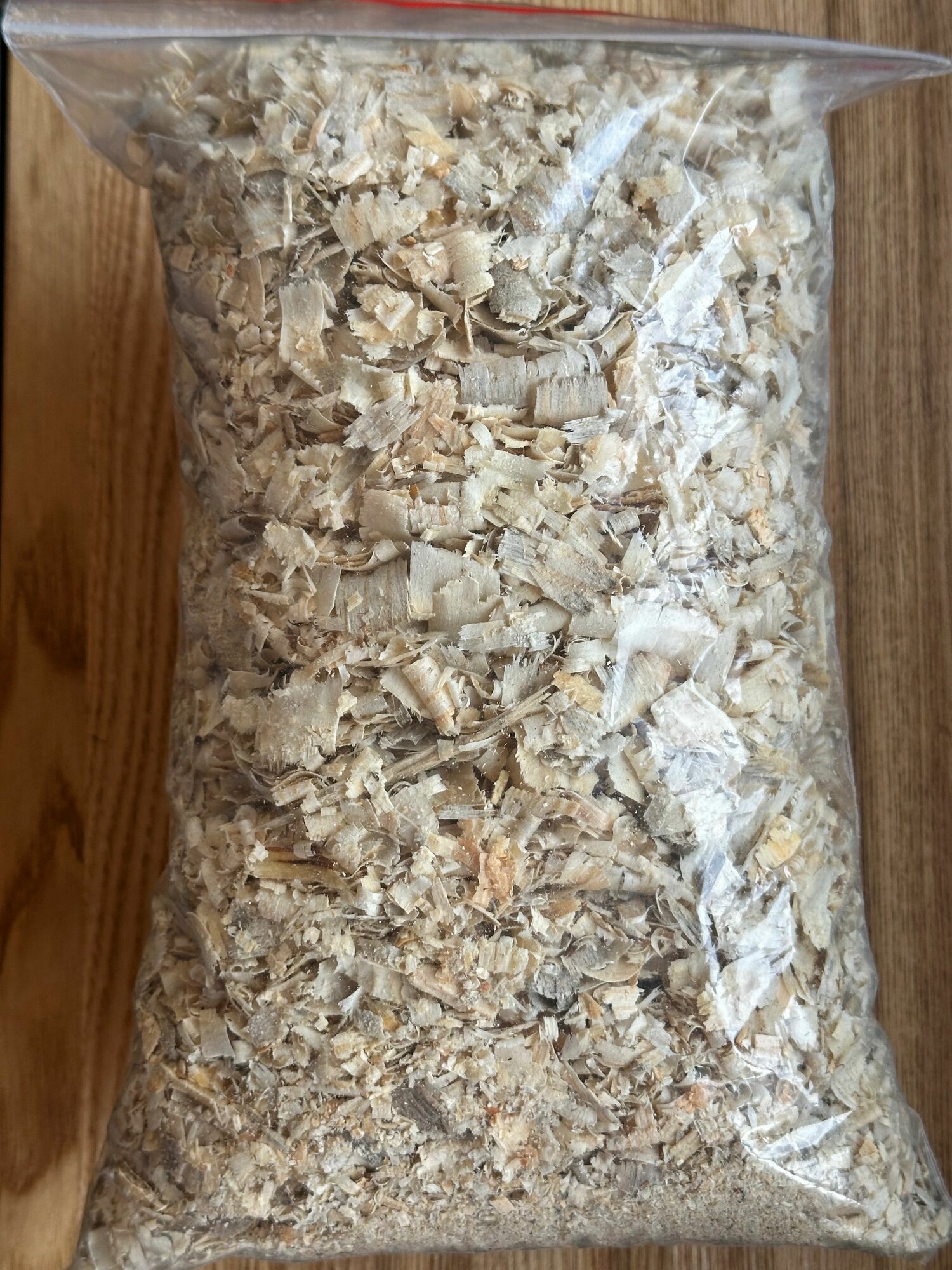 Наполнитель для грызунов древесные опилки для хорьков и кошек без ароматизатора 250 грамм