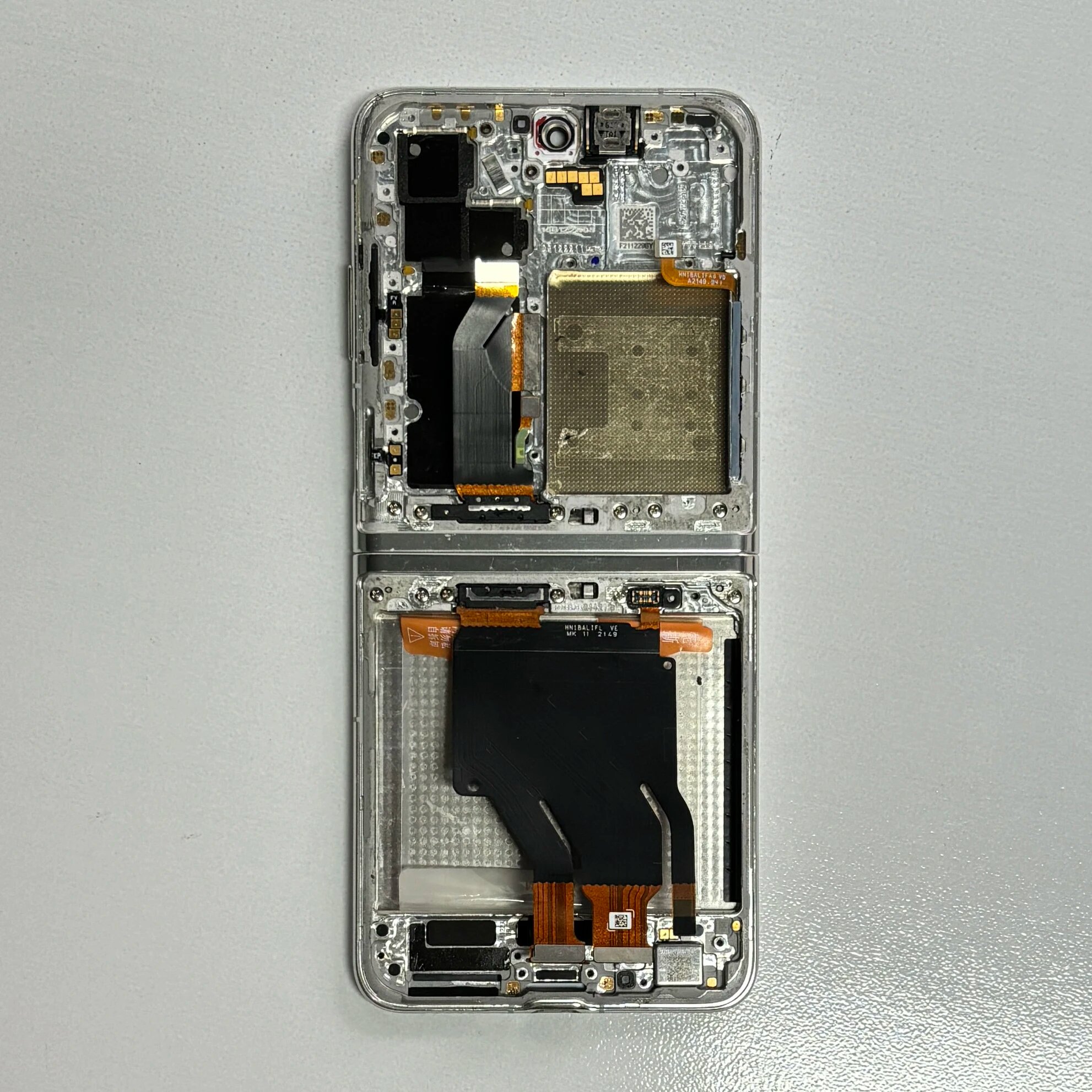 OLED экран Huawei P50 Pocket Silver With Frame