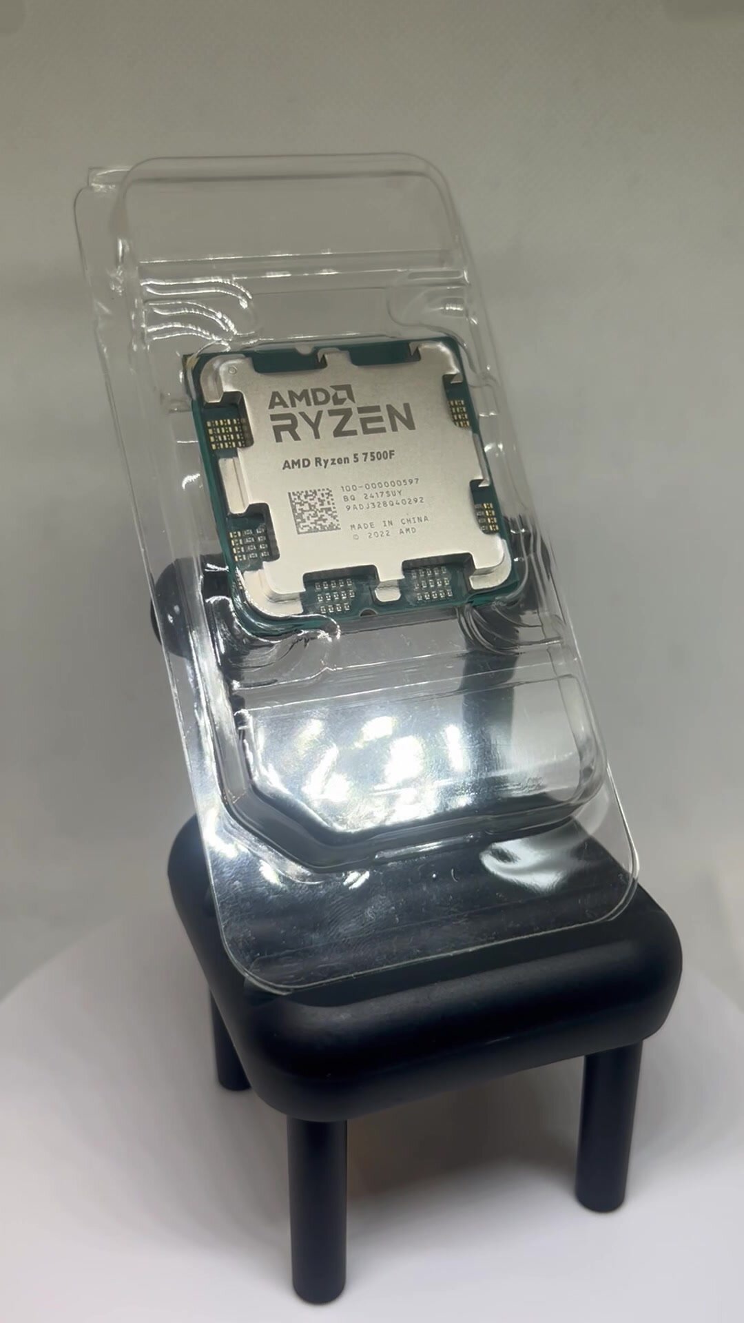 Процессор AMD Ryzen 5 7500F AM5, OEM, 6 x 3700 MHz, Turbo - 5000 MHz, 65Вт + термопаста — фото 1