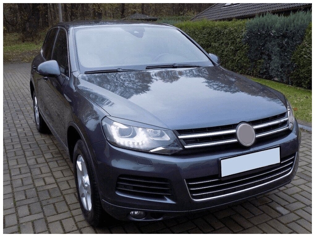 Реснички на фары Volkswagen Touareg 2010-2014 — фото 2
