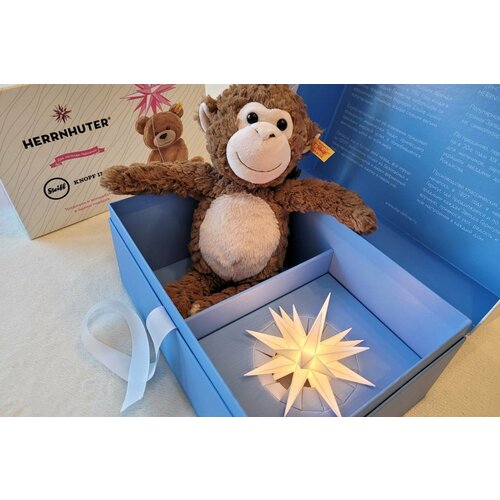 фото Подарочный набор голубой с мягкой игрушкой steiff обезьяна бодо и звездой гернгута