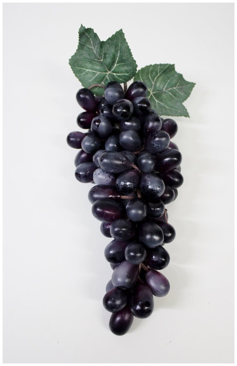 Виноградная гроздь длинной 27 см