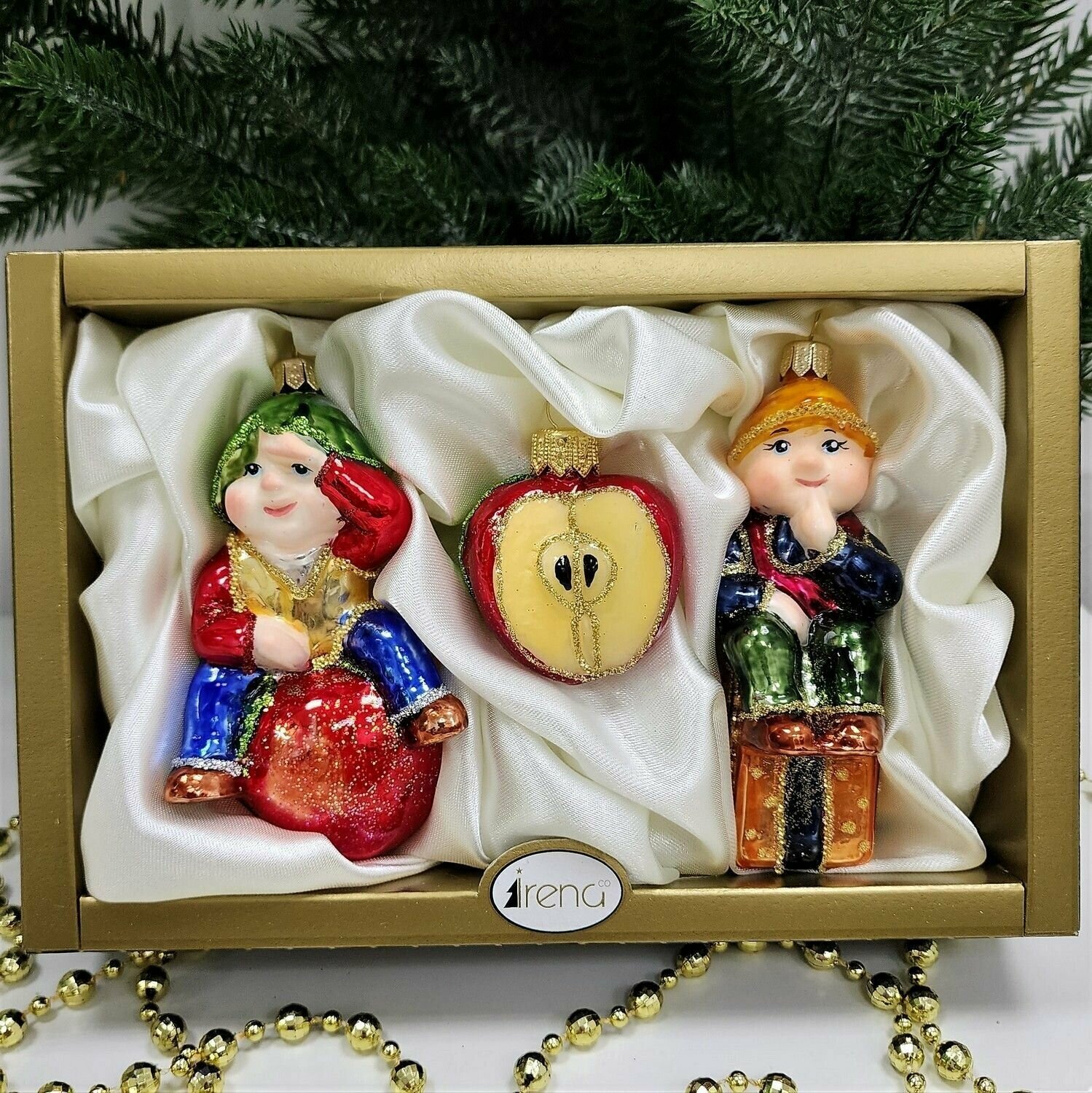 Набор стеклянных елочных игрушек Irena-Co Два гнома и яблочко
