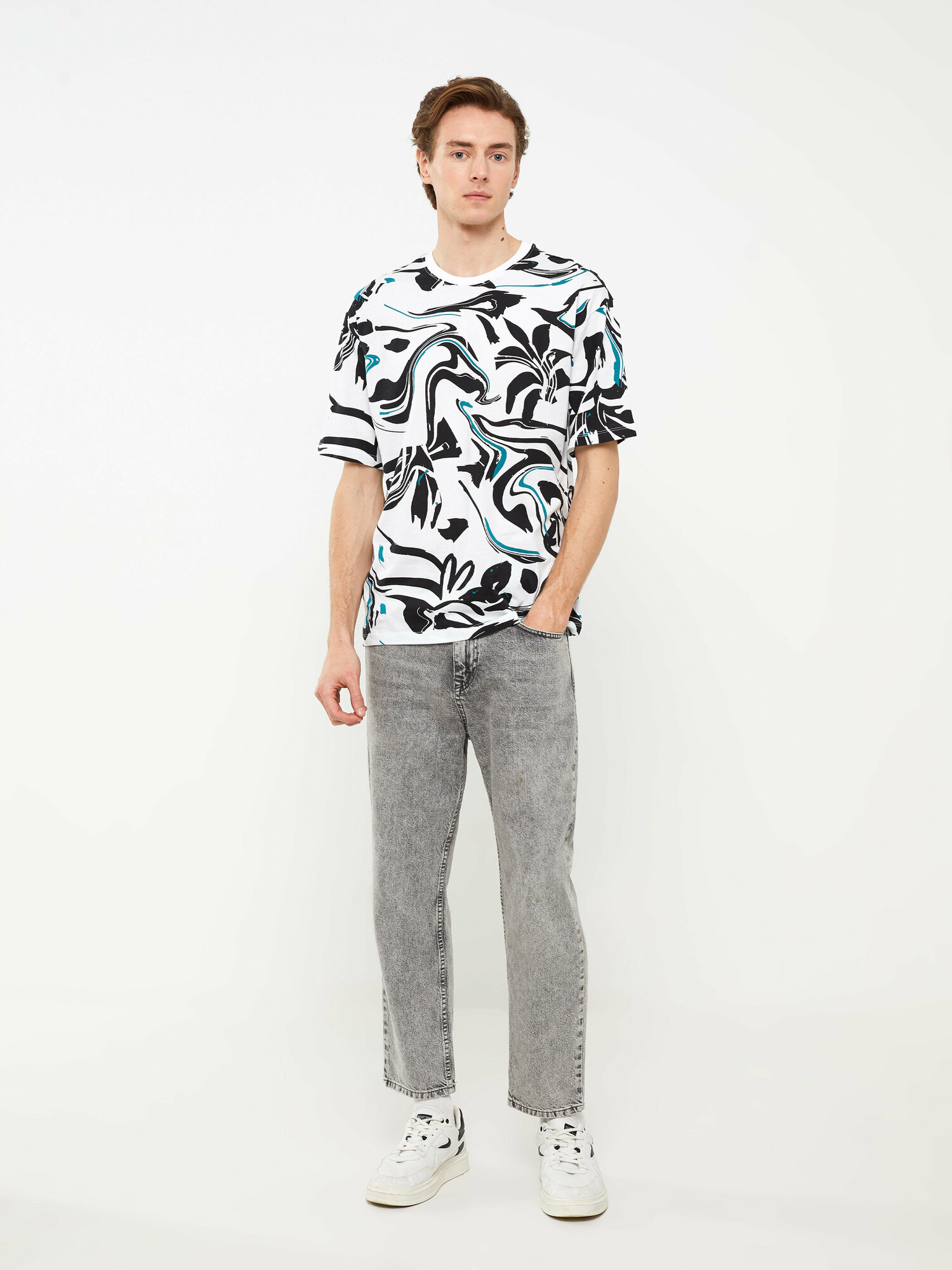 Футболка LC Waikiki, размер S, белый — фото 1