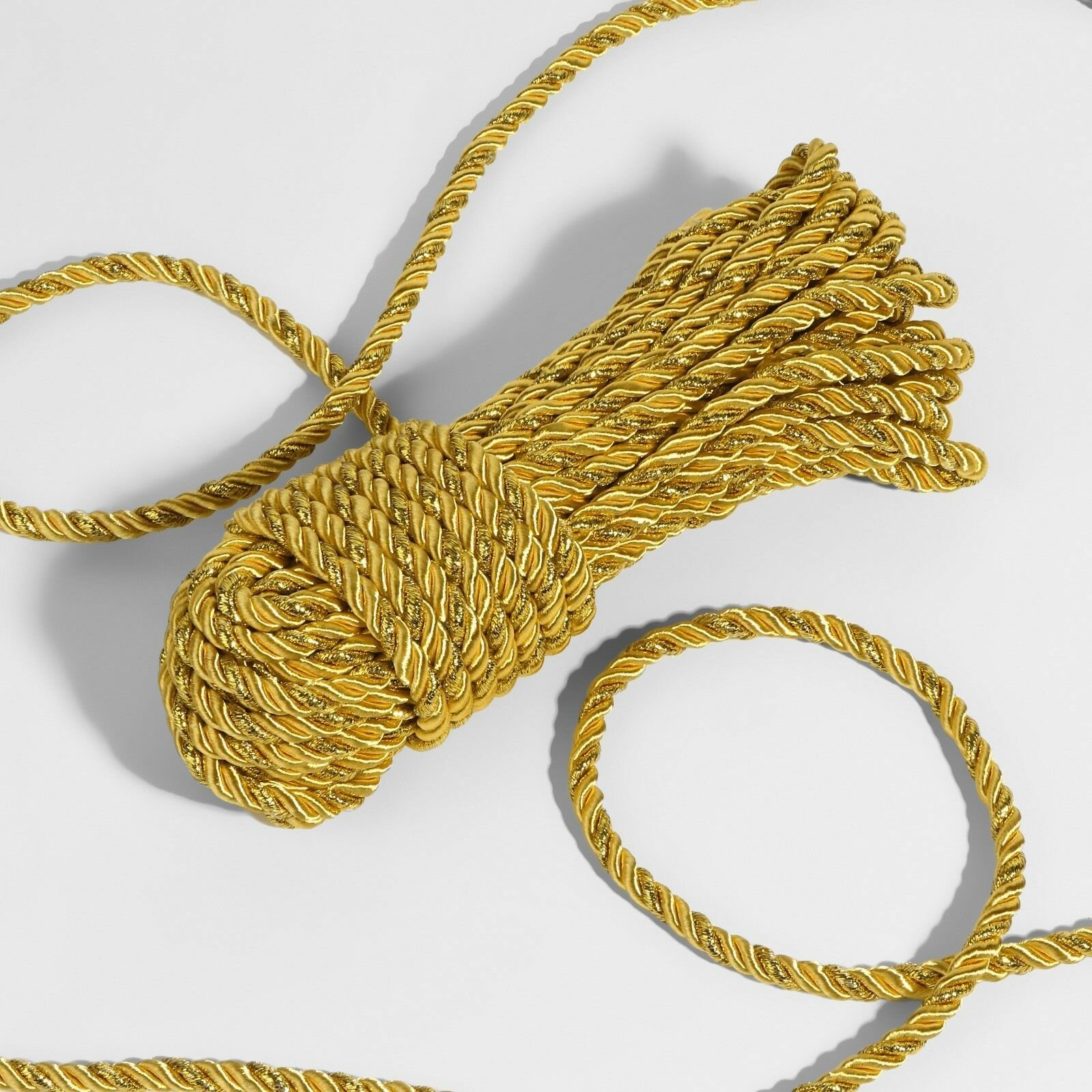 Шнур витой d 5 мм 9 1 м цвет золотой