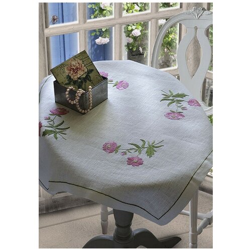 Набор для вышивания Anchor: скатерть Sweet Briers Tablecloth 91*91см, MEZ Венгрия, 9240000-02332