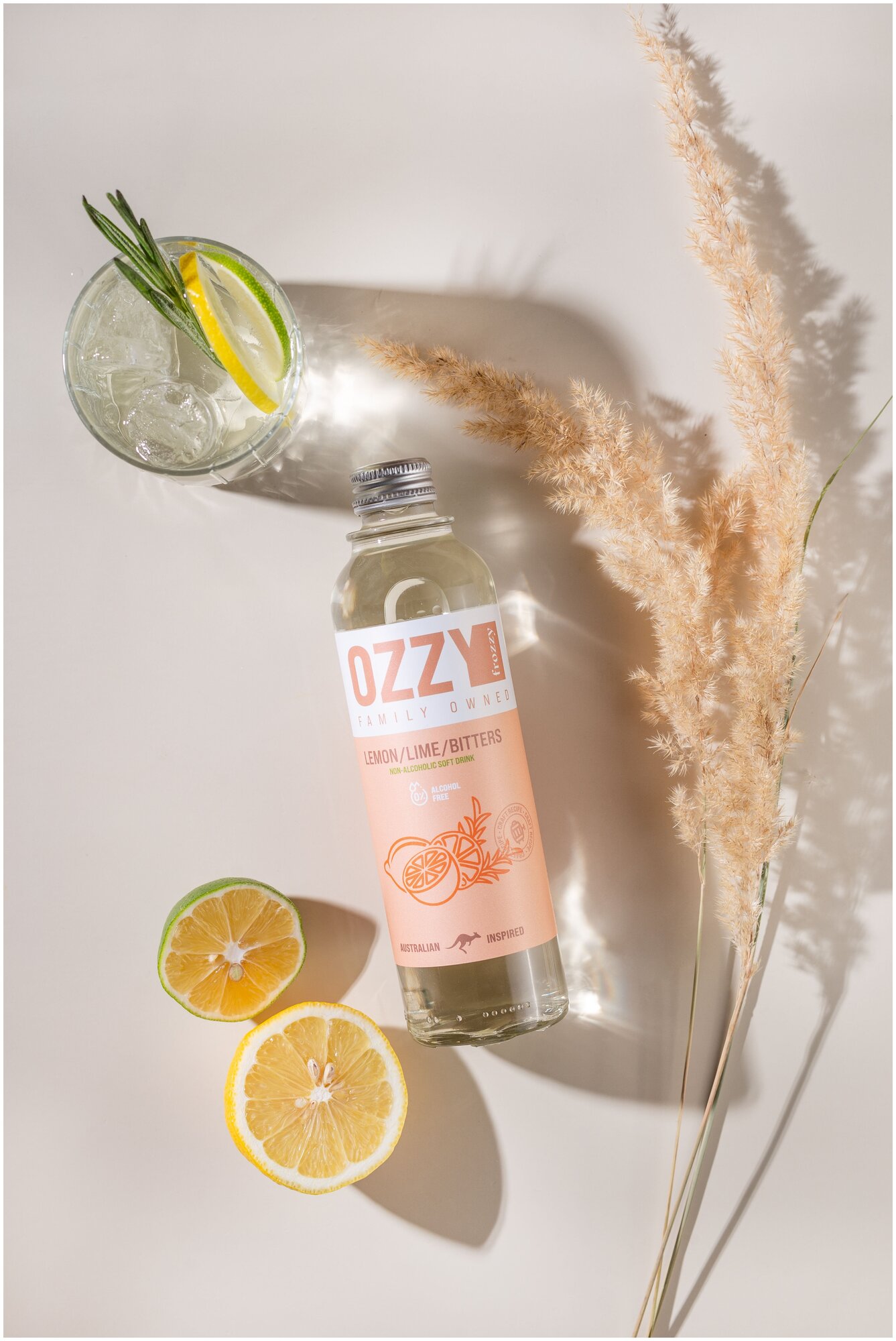 Лимонад крафтовый OZZY (Cherry Cola, Lemon/Lime/Bitters, Fantastic Orange, Sarsa/Rootbeer) стекло 330 мл. Ассорти 4 шт. - фотография № 6