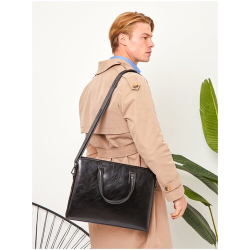 Сумка  мессенджер  повседневная, экокожа, искусственная кожа, черный