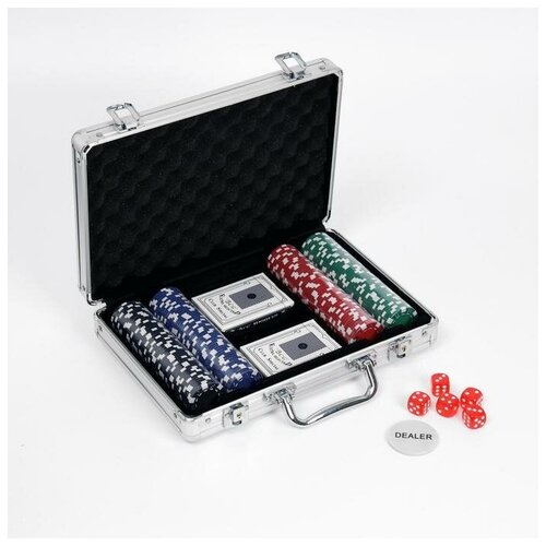 Покер в металлическом кейсе (карты 2 колоды, фишки 200 шт б/номинала, 5 кубиков), 20.5/29 см