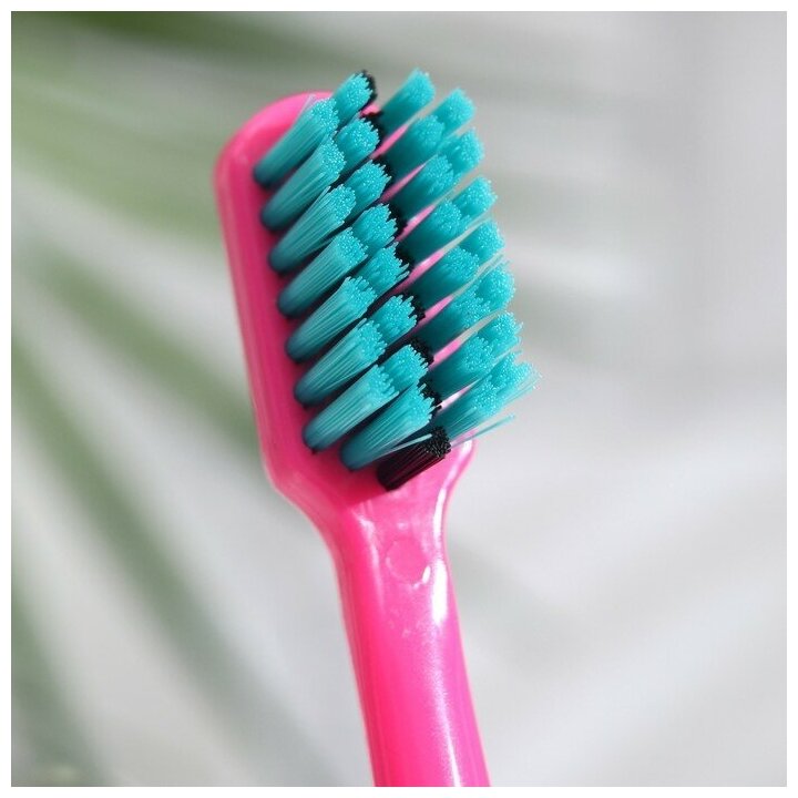 Зубная щетка «Медик» для брекет-систем, биоразлагаемая, зеленый + розовый, 2 шт. 9337790