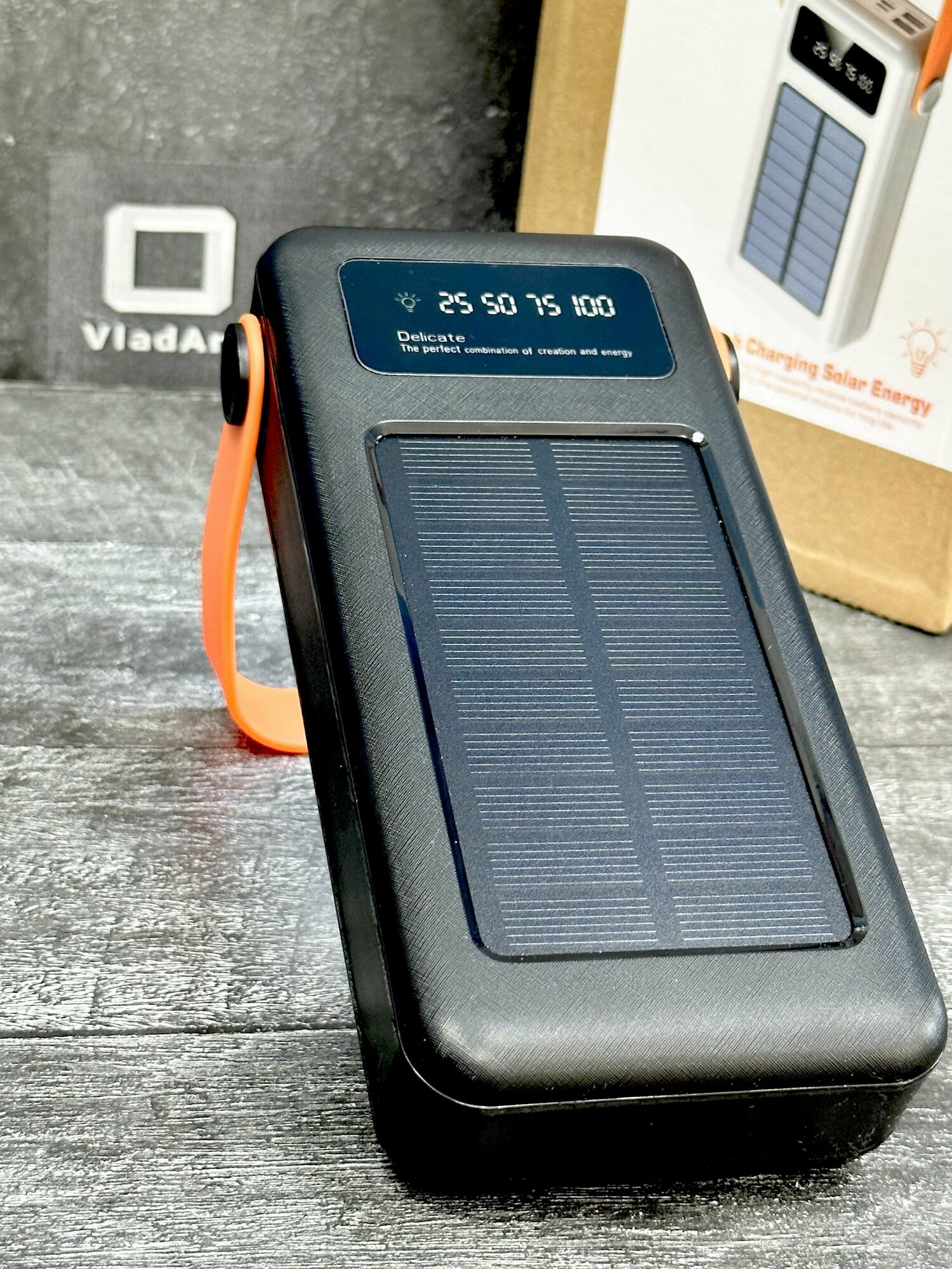 Универсальный Powerbank 50000 mAh со встроенными кабелями, солнечная батарея/Power bank solar energy/ внешний аккумулятор