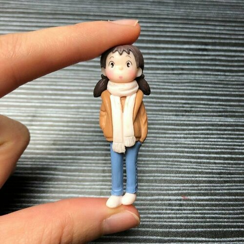 Фигурка аниме девочки. 4 см