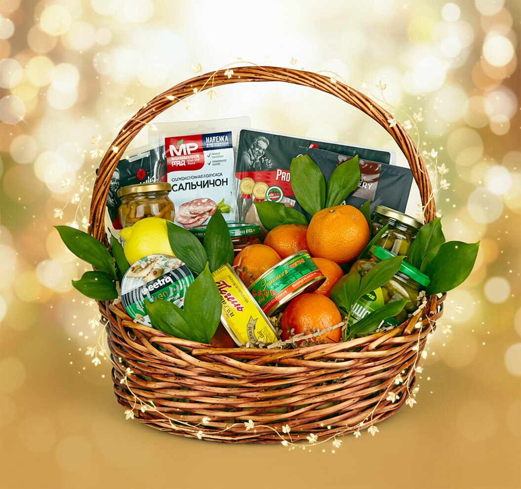 Гастрономическая корзина "Мандаринка" с нарезками и икой