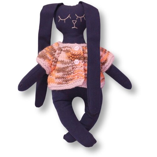 Вислоухий заяц в кардигане