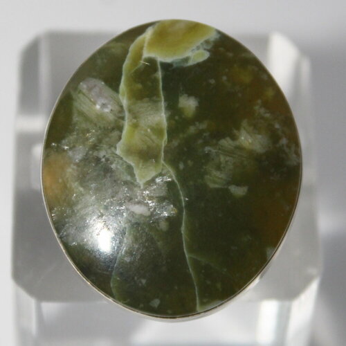 Кольцо True Stones, змеевик, размер 18, зеленый кольцо true stones гелиодор размер 18 зеленый
