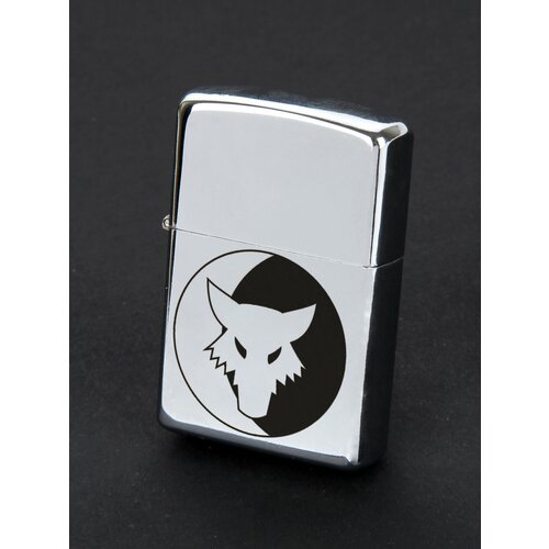 Зажигалка бензиновая с гравировкой Warhammer 40000 Лунные волки