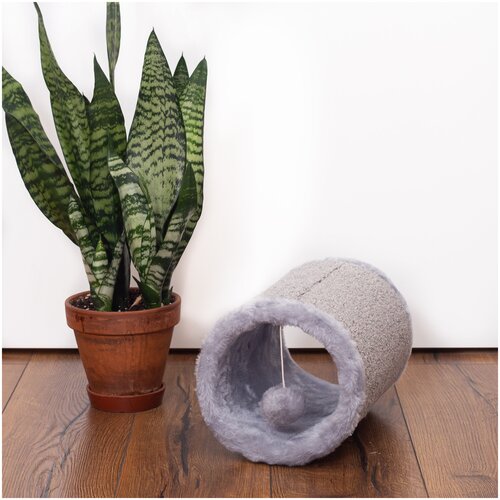 Игровой тоннель про хвост для котят и мелких пород кошек 30х21см с игрушкой