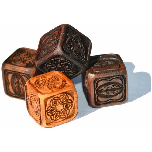 Celtic Dice Игральные кубики, 16 мм, 2 шт, экзотическая древесина с уникальным дизайном