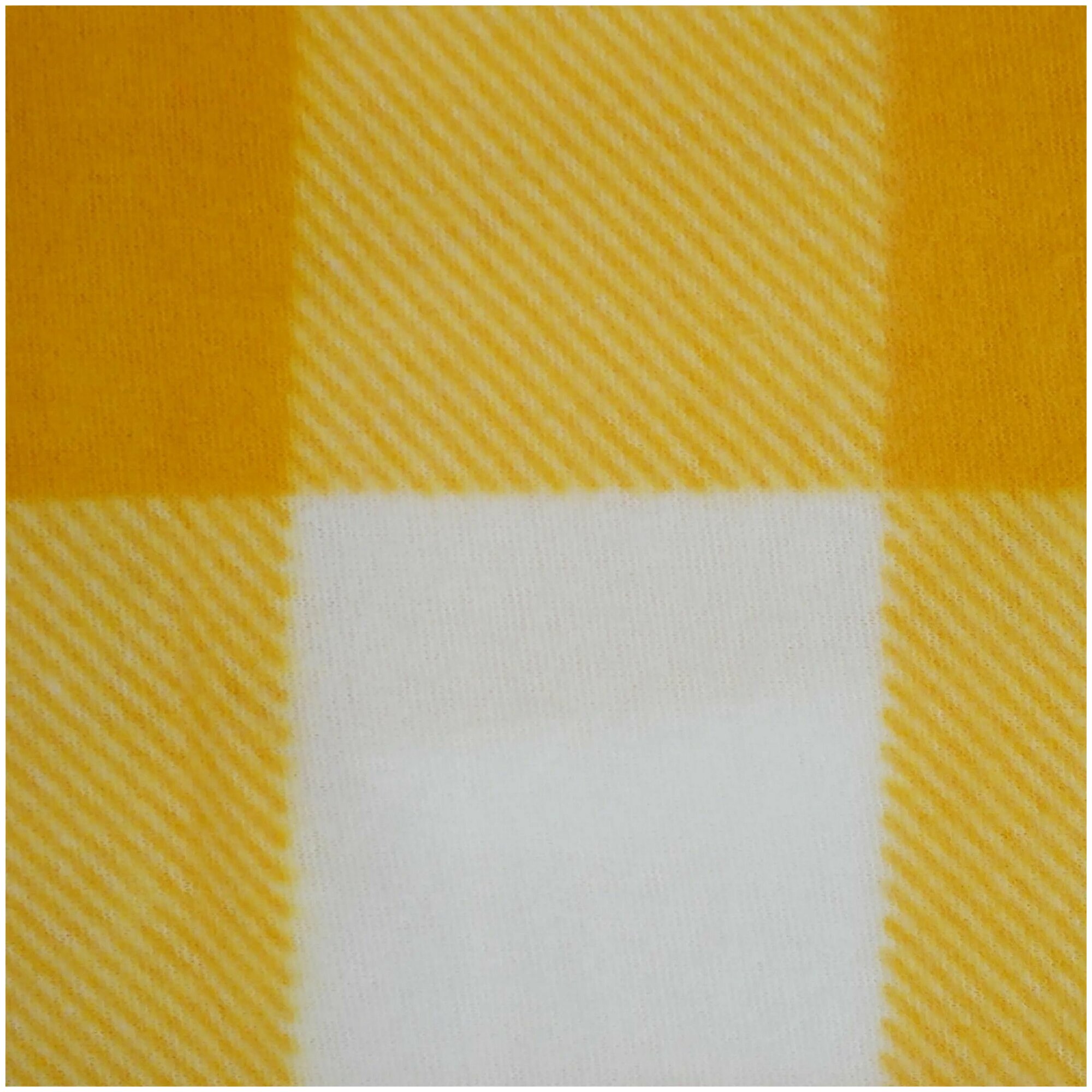 Плед "Windsor" 130x170 см флис цвет желтый - фотография № 3