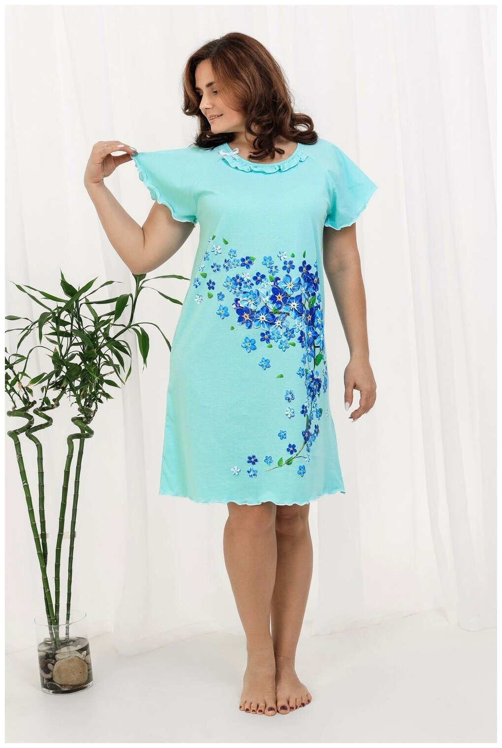 Женская ночная сорочка цвета ментол, размер 62 - фотография № 2