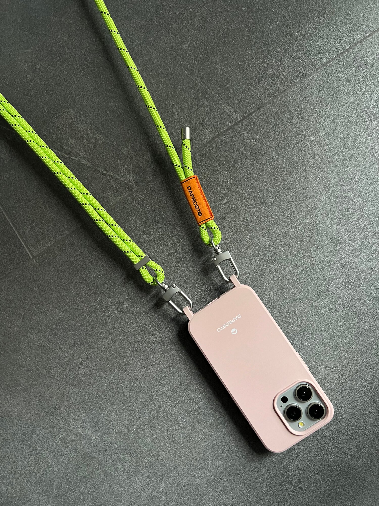 Чехол для iPhone 14 из TPU DAPROSTO Pink Tenderness (без шнурка) — фото 1