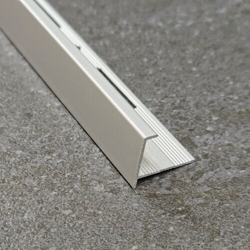 Изображение товара Профиль F-образный (Mini) алюминиевый анодированный для плитки 10мм 2,7м Серебро матовое