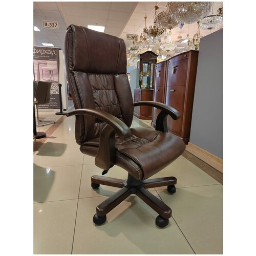 Кресло руководителя - Стефф кожа 2002/дерево