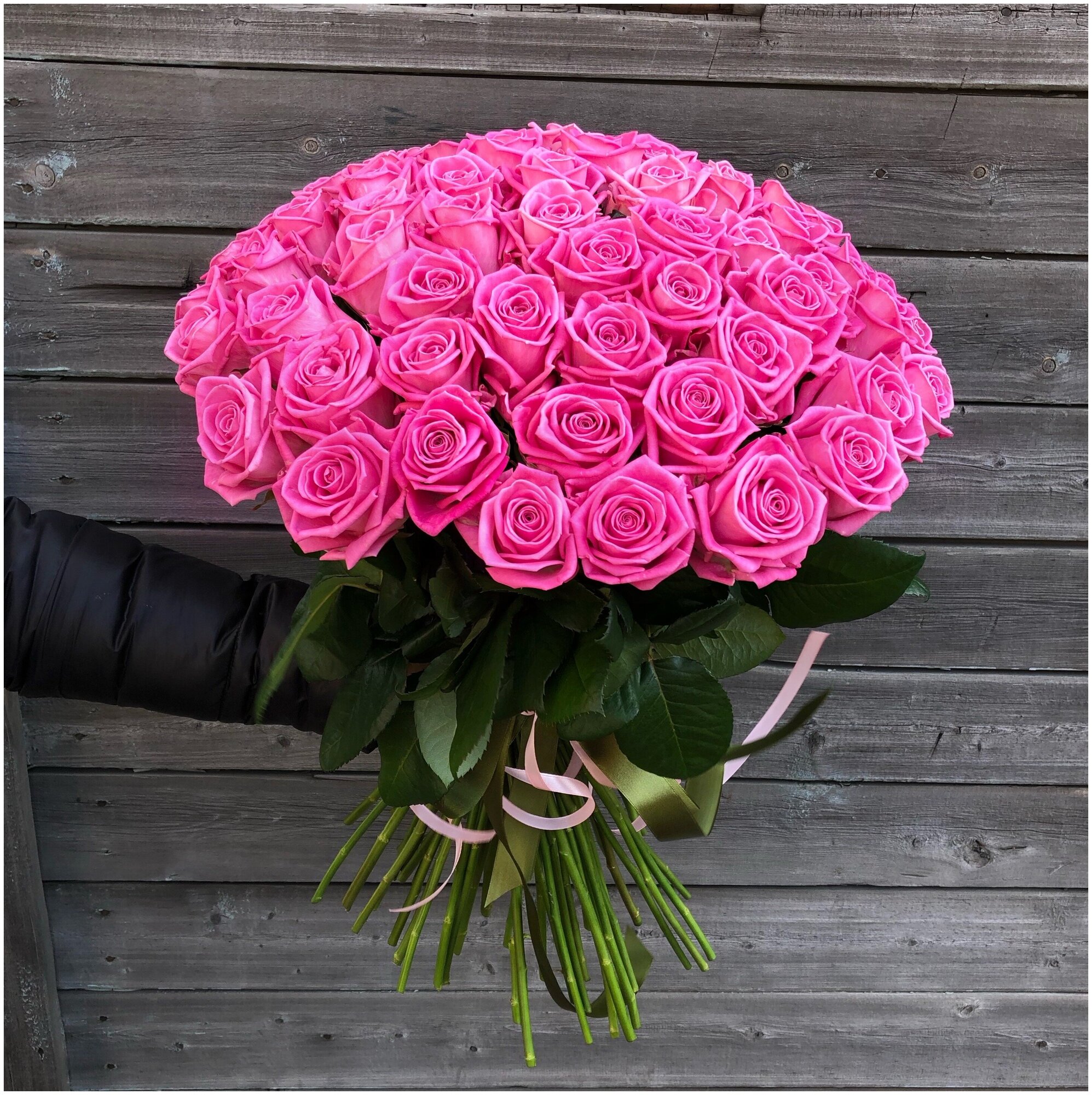 Розы Премиум 47 шт розовые высота 50 см ( на фото 51 шт) арт.12840