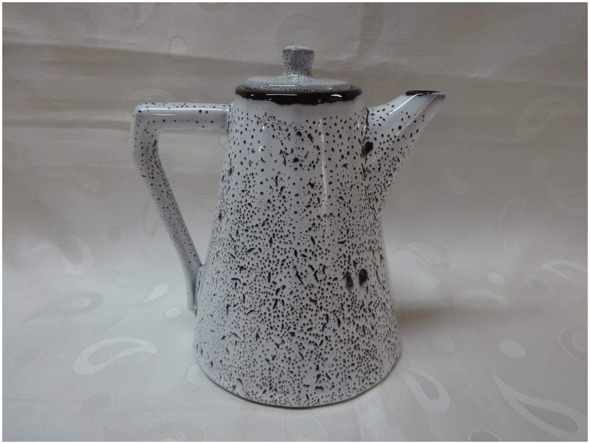 Кофейник Борисовская керамика Ностальгия тирамису, 0.7 л белый/черный 0.7 л - фотография № 3