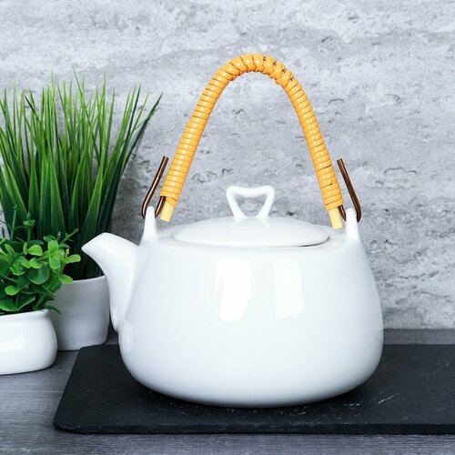 Чайник заварочный белый 800 мл 610₽