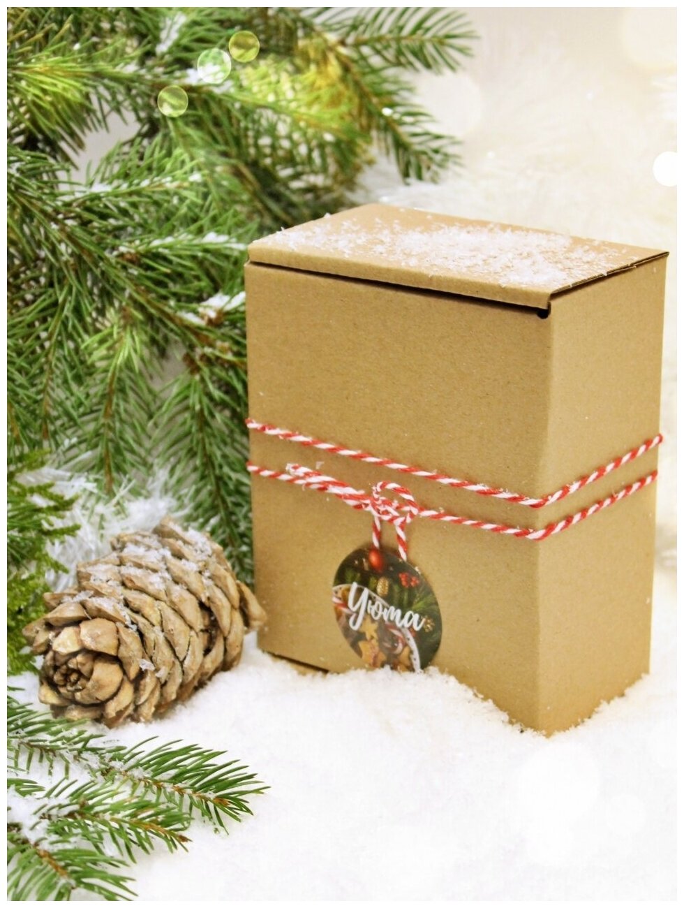 Подарочный набор из сладостей на Новый год и Рождество, Белка 200 гр - фотография № 2