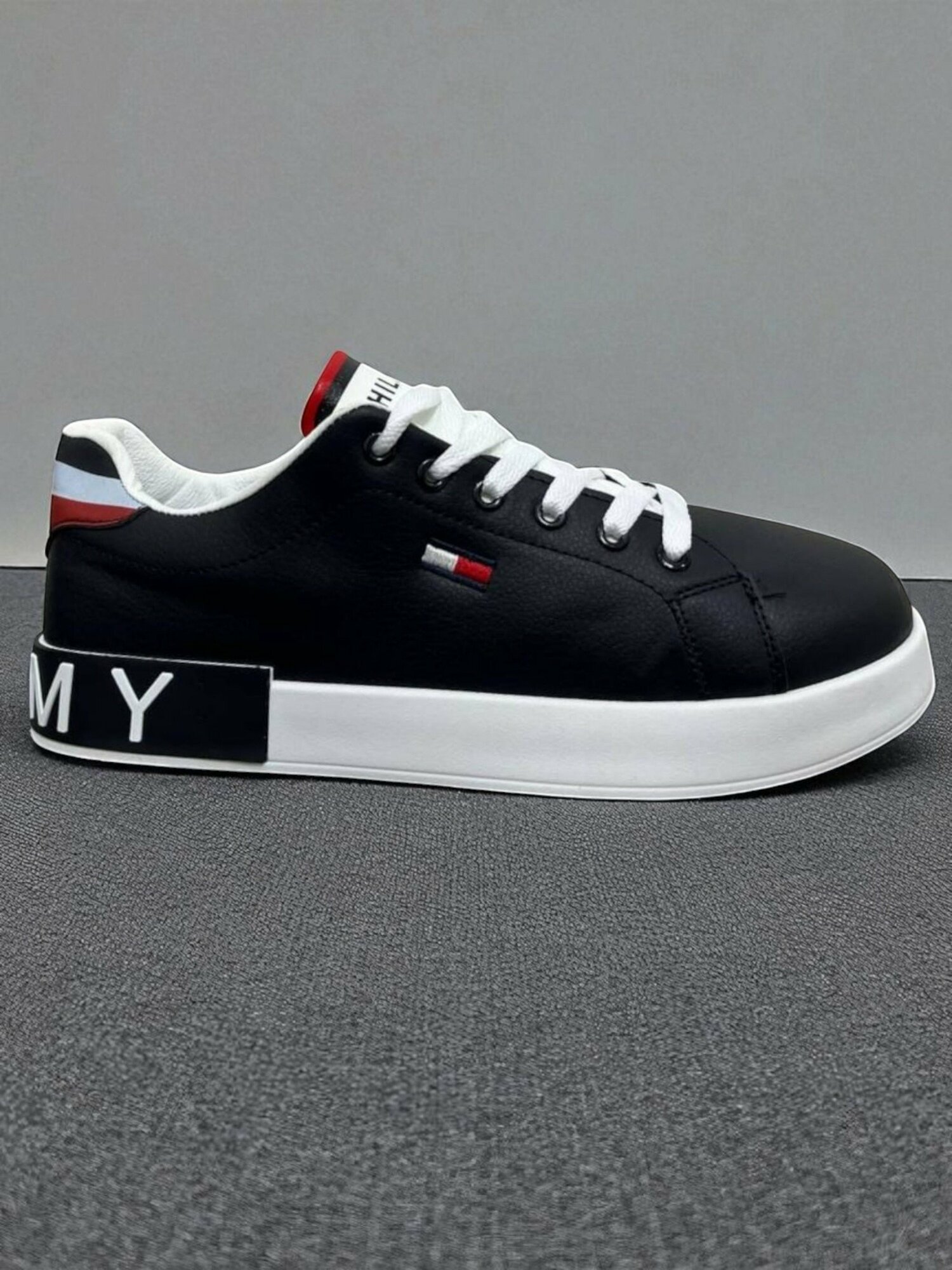 Обувь для боулинга TOMMY HILFIGER, размер 42 EU, black