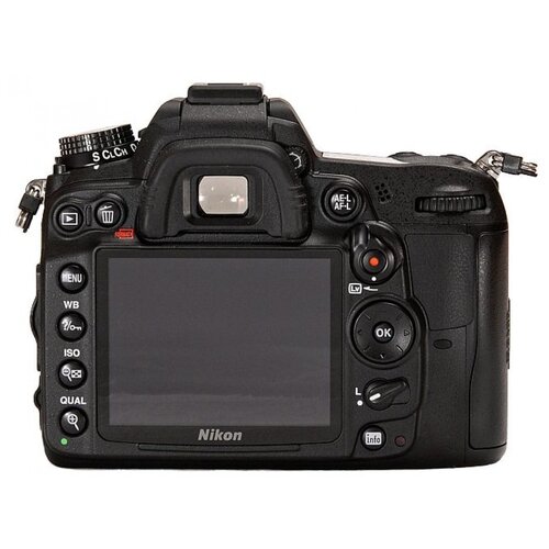 Зеркальный фотоаппарат Nikon D7000 Kit 18-105 VR
