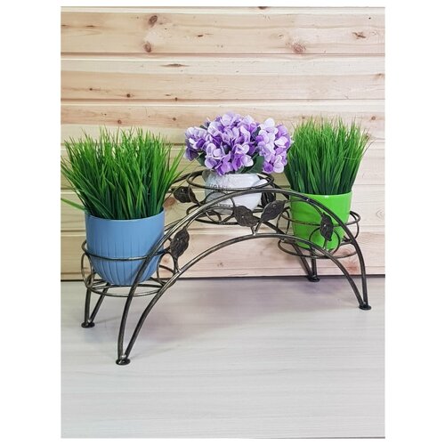 Подставка на подоконник из кованого металла для трех кашпо, Laptev, цвет черный, золотой