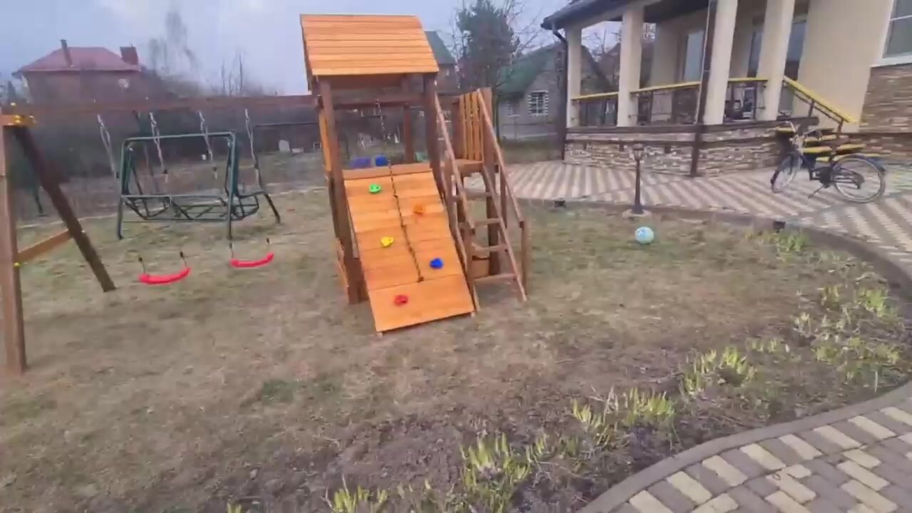 Детская площадка легенда леса удачная 4 Золотой Тик-Орех окрашенная с ...