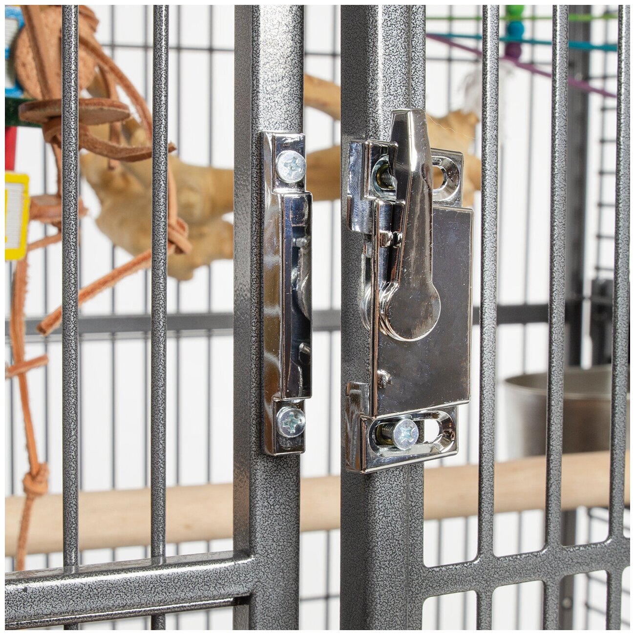 Клетка для птиц с игровым комплексом Montana Cages "Finca Play", 77х71х165см (Германия) - фотография № 3