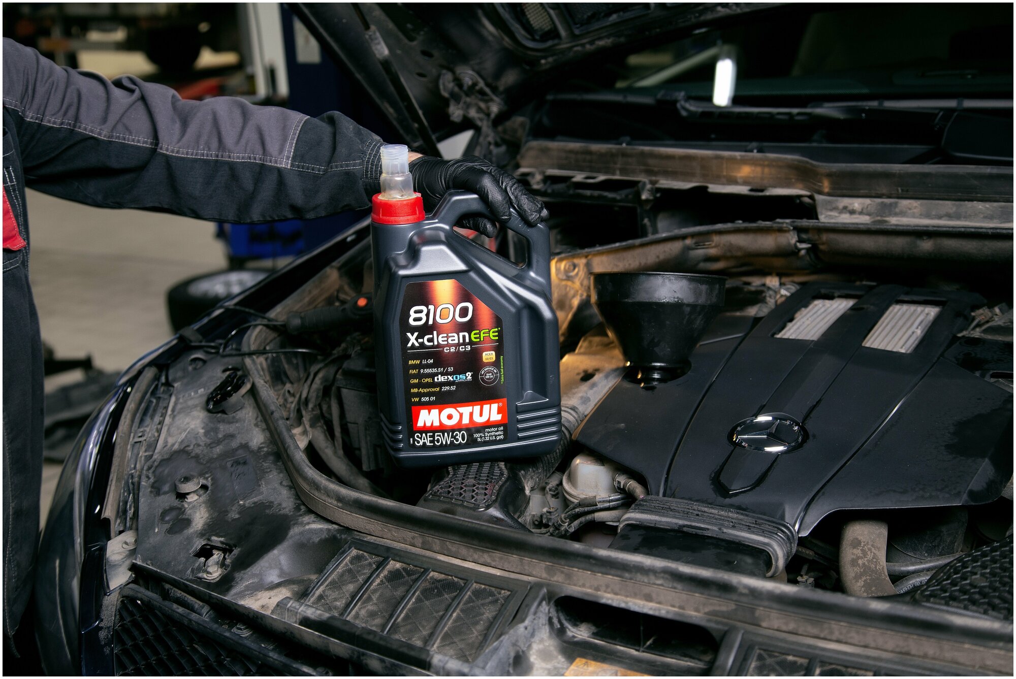 Моторное масло MOTUL 8100 X-clean EFE 5W-30 1л. синтетическое [109470] - фото №2