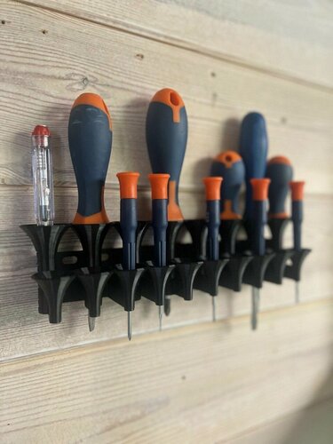 Изображение товара Настенный держатель для 18 отверток черный крепление на саморезы