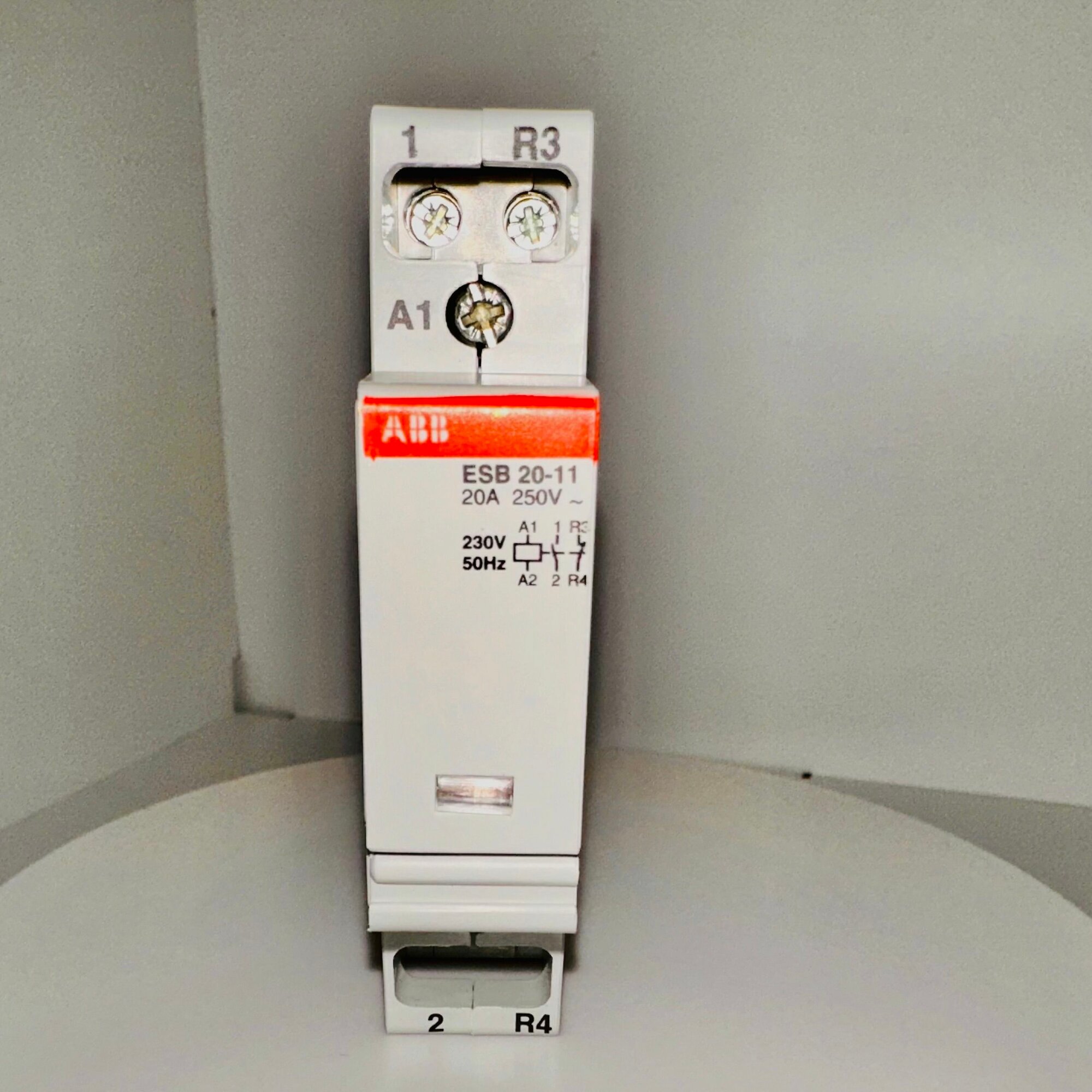 ESB20-11 контактор модульный (переменный ток) AC-1 ABB GHE3211302R0006 катушка 230В