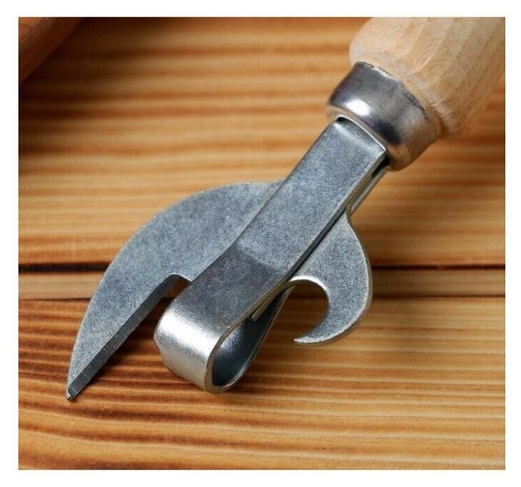 Открывашка с деревянной ручкой / открывашка лакированная / консервный нож