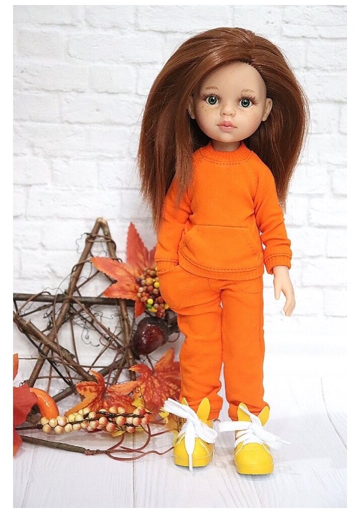 Комплект одежды и обуви для кукол Paola Reina 32 см (костюм и кеды), оранжевый, желтый