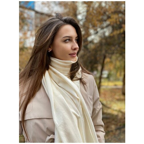 фото Палантин cashmere, шерсть, с бахромой, 200х70 см, белый