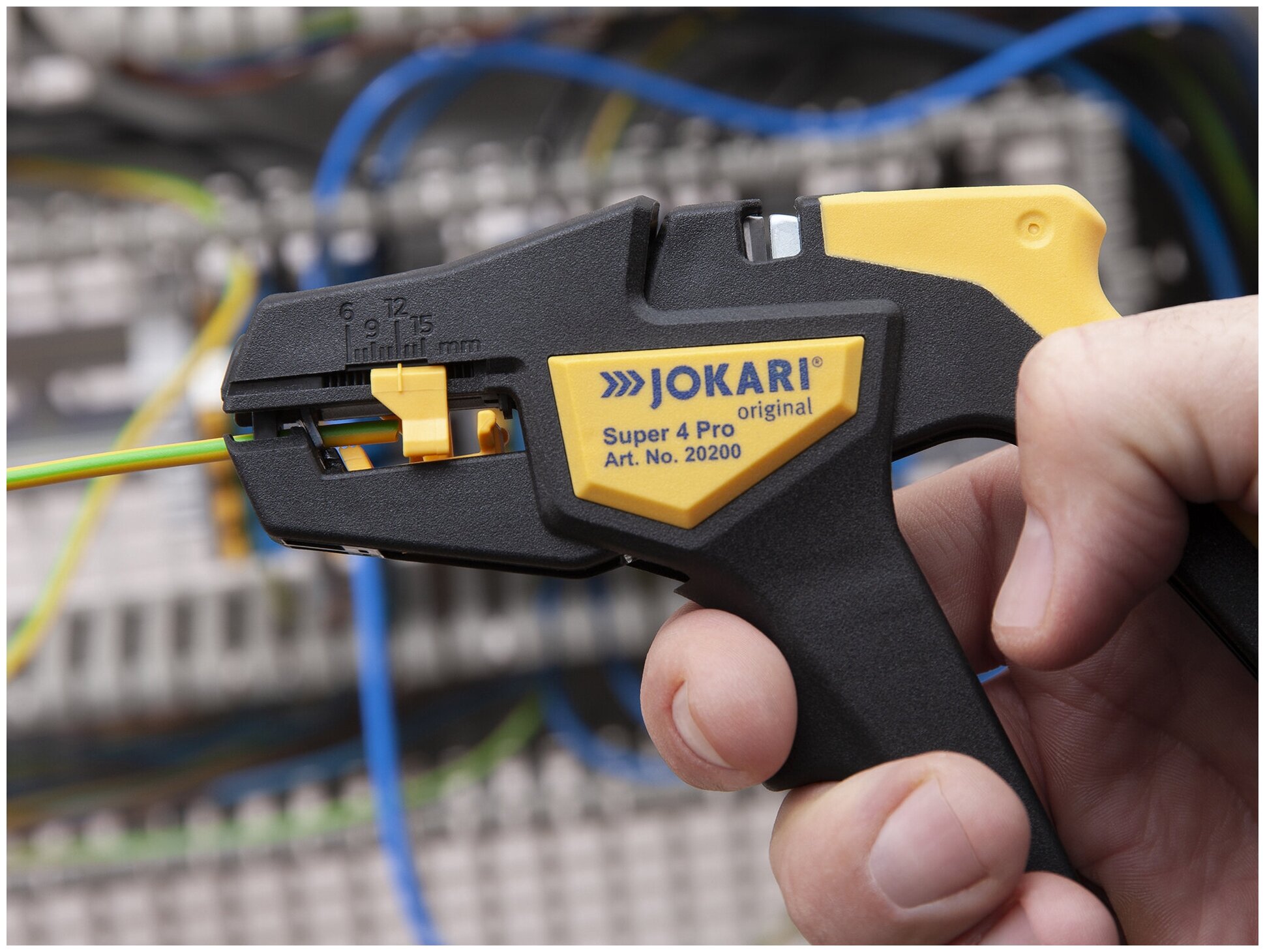 Изображение Клещи для снятия изоляции эргономические JOKARI Super 4 Pro арт.20200